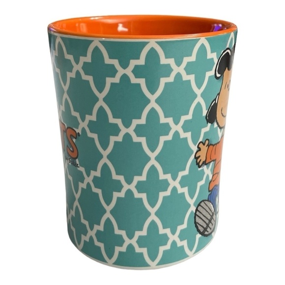 Lucy Van Belt Peanuts Gang
VTG Coffee Mug/Cup Schulz
Gibson 15 oz. New - Picture 2 of 9